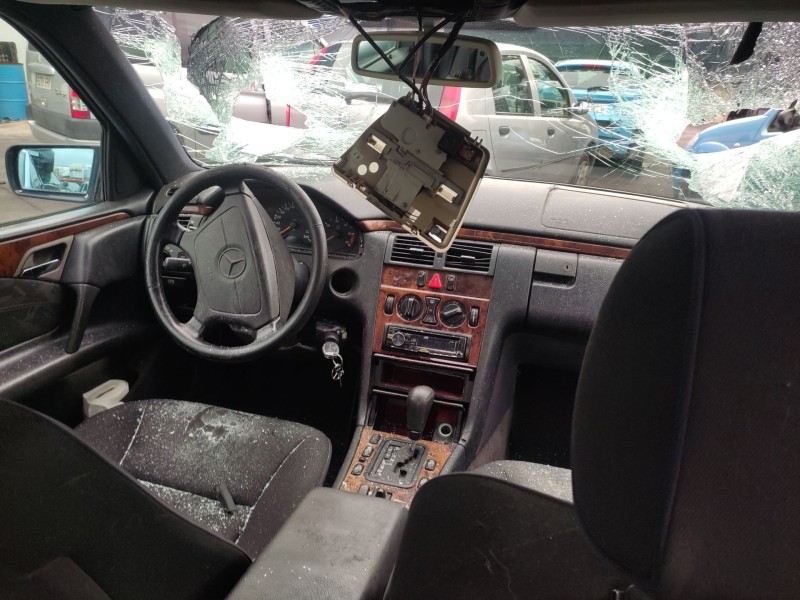 mercedes-benz clase e (w210) del año 1998