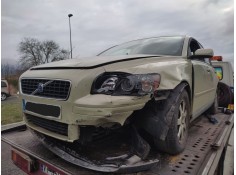 volvo s40 ii (544) del año 2025