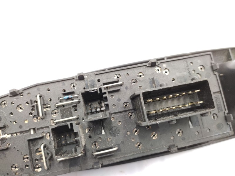 Recambio de mando elevalunas delantero izquierdo para peugeot 406 (8b) 2.0 hdi 90 referencia OEM IAM   