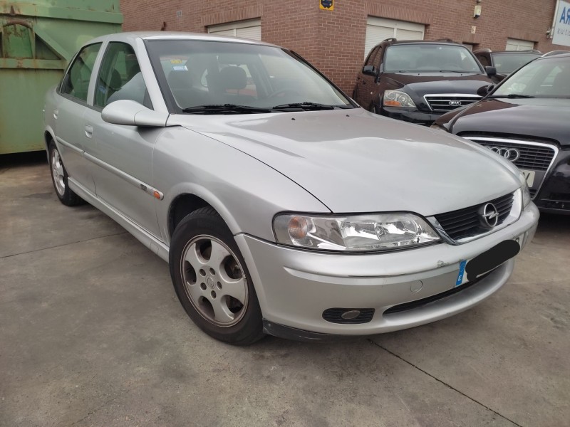 opel vectra b (j96) del año 2000