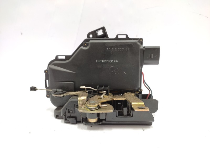 Recambio de cerradura puerta trasera derecha para audi a2 (8z0) 1.4 tdi referencia OEM IAM  8Z0839016D 