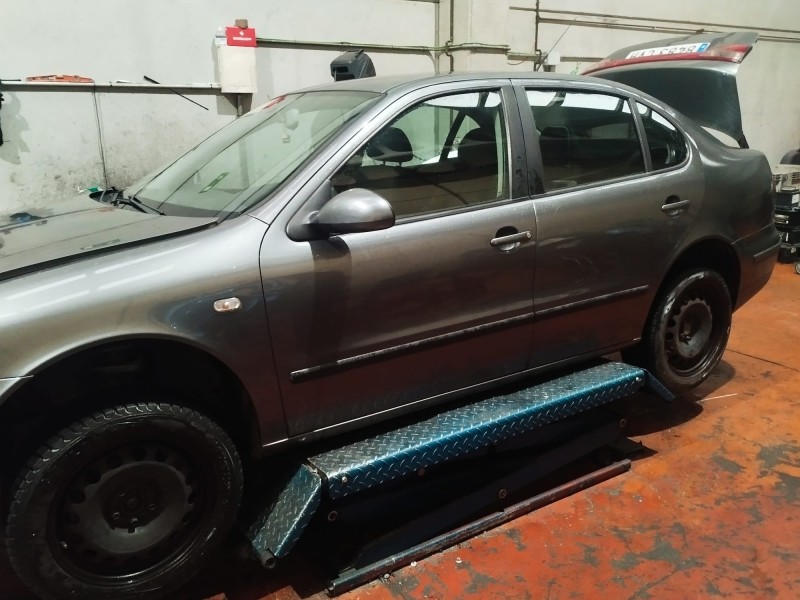 seat toledo ii (1m2) del año 2004