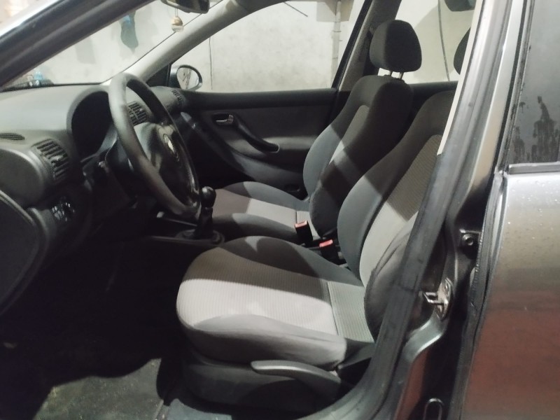 seat toledo ii (1m2) del año 2004