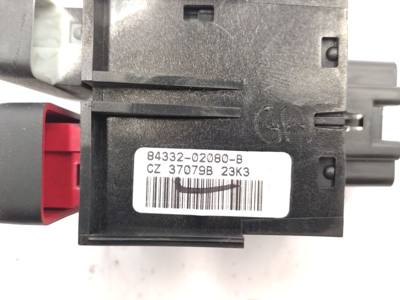 Recambio de warning para toyota corolla (_e12_) 2.0 d-4d (cde120r_, cde120l_) referencia OEM IAM  8433202080 