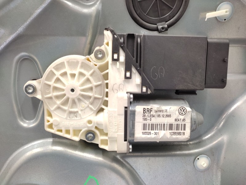 Recambio de elevalunas delantero izquierdo para seat leon (1m1) 1.9 tdi referencia OEM IAM  1M0837461A 