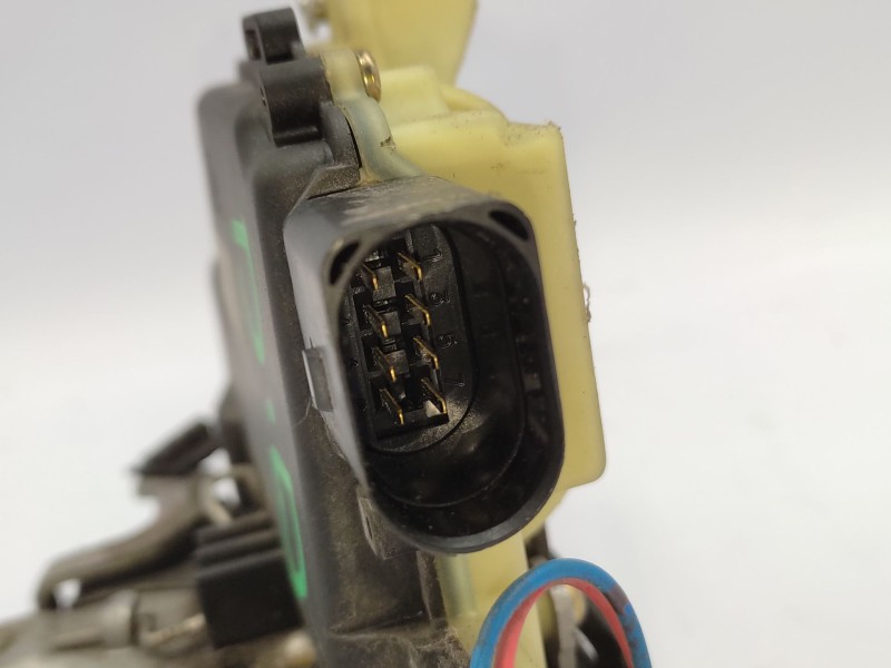 Recambio de cerradura puerta delantera derecha para seat leon (1m1) 1.9 tdi referencia OEM IAM 3B1837016AD  