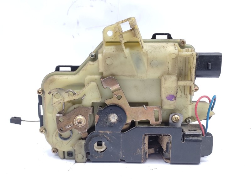 Recambio de cerradura puerta trasera izquierda para seat leon (1m1) 1.9 tdi referencia OEM IAM  3B4839015M 