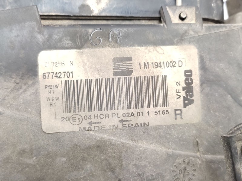 Recambio de faro derecho para seat leon (1m1) 1.9 tdi referencia OEM IAM  1M1941016 