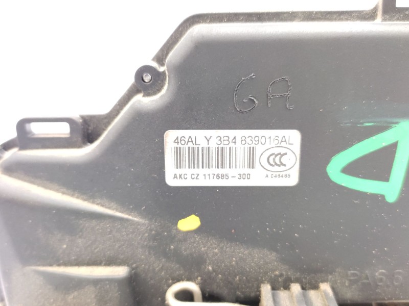 Recambio de cerradura puerta trasera derecha para seat leon (1m1) 1.9 tdi referencia OEM IAM  3B4839016AL 