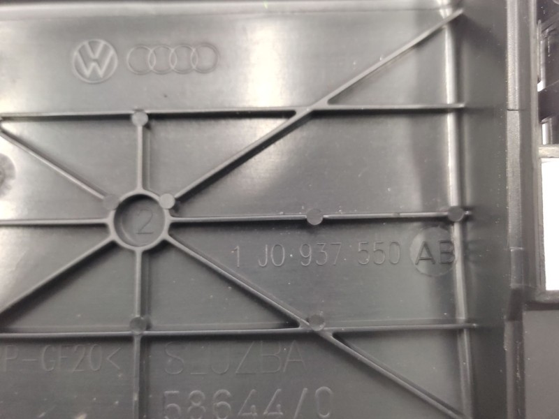 Recambio de caja reles / fusibles para seat toledo ii (1m2) 1.9 tdi referencia OEM IAM   
