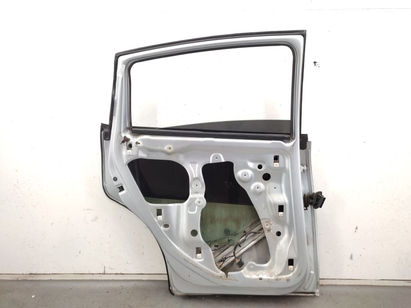 Recambio de puerta trasera izquierda para seat leon (1p1) 2.0 tdi referencia OEM IAM 1P0833055  