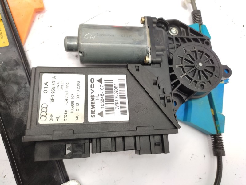 Recambio de elevalunas trasero izquierdo para audi a4 berlina (8e) 1.9 tdi (96kw) referencia OEM IAM  8E0839461C 