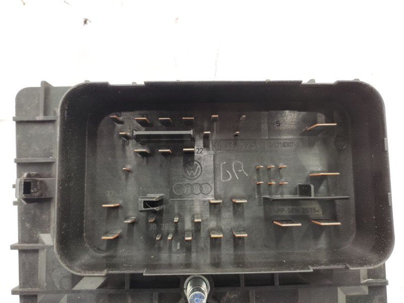 Recambio de caja reles / fusibles para seat leon (1p1) 2.0 tdi referencia OEM IAM   