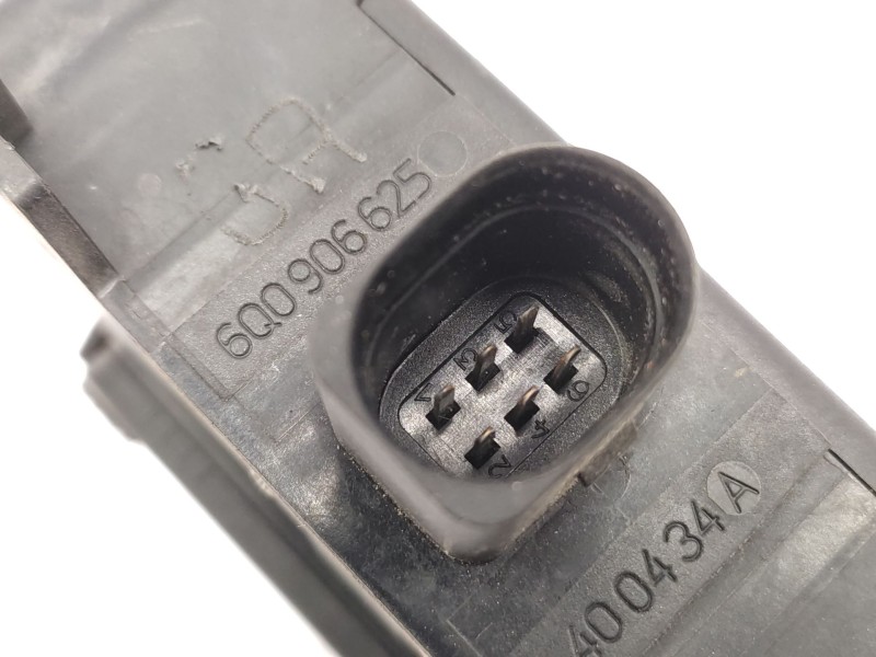 Recambio de modulo electronico para seat leon (1p1) 2.0 tdi referencia OEM IAM   