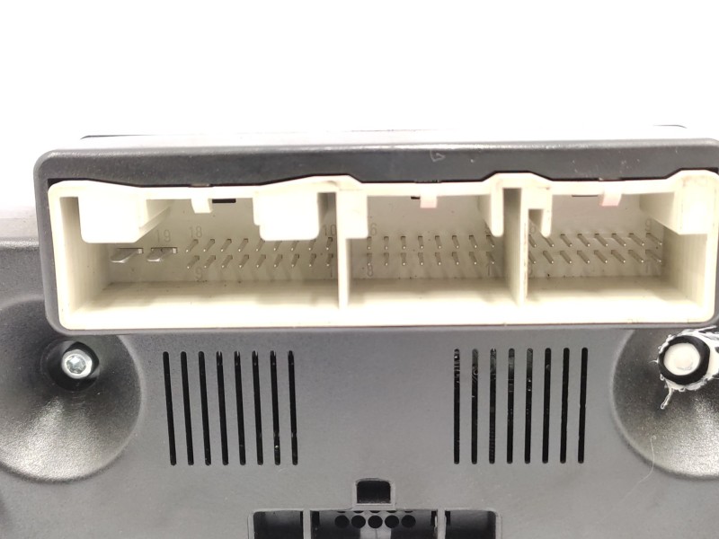 Recambio de mando climatizador para seat leon (1p1) 2.0 tdi referencia OEM IAM  1P0907044 