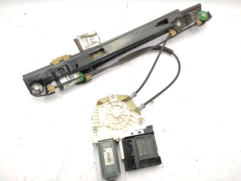 Recambio de elevalunas delantero izquierdo para seat leon (1p1) 2.0 tdi referencia OEM IAM   