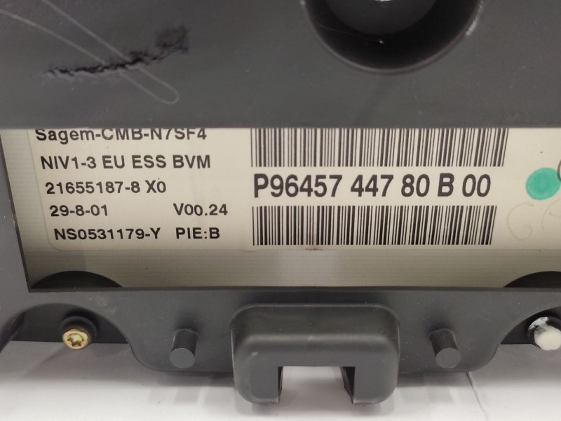 Recambio de cuadro instrumentos para citroën xsara (n1) 1.6 16v referencia OEM IAM  6104SL 