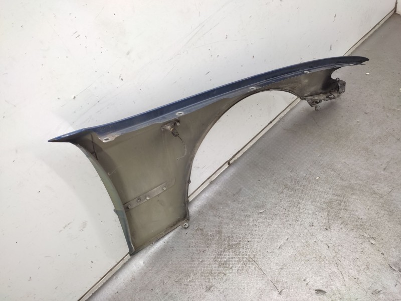 Recambio de aleta delantera izquierda para bmw 3 (e46) 320 d referencia OEM IAM  41357042323 