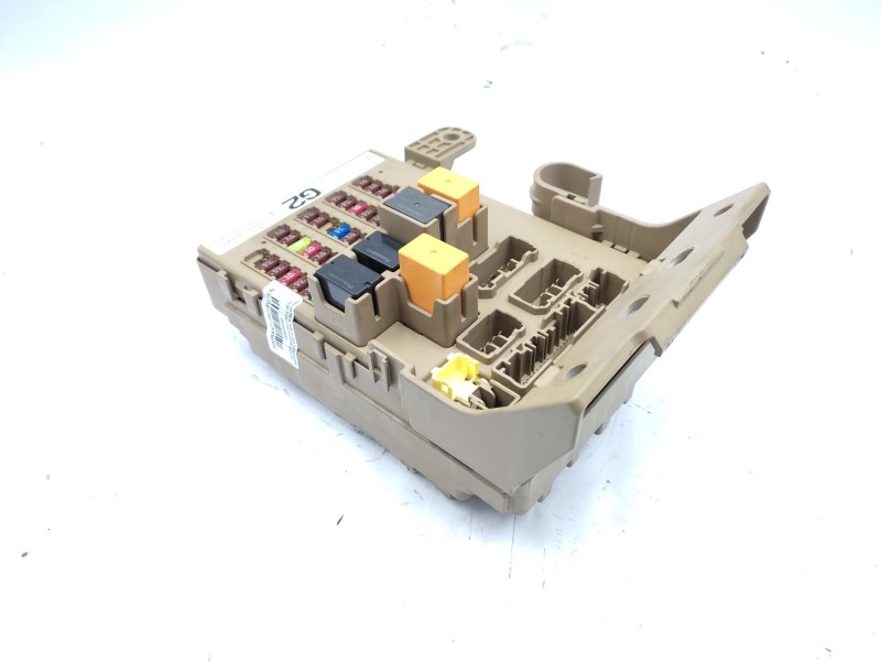Caja Reles / Fusibles 82201fl205  - Subaru Xv (gt) 1.6 I Awd (gt3) 2