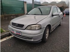 opel astra g berlina del año 1998