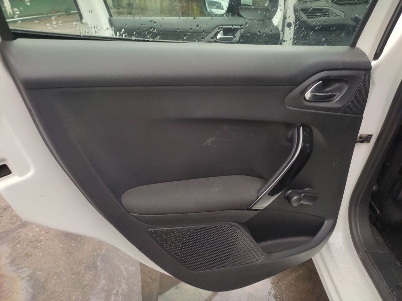 peugeot 208 i (ca_, cc_) del año 2012