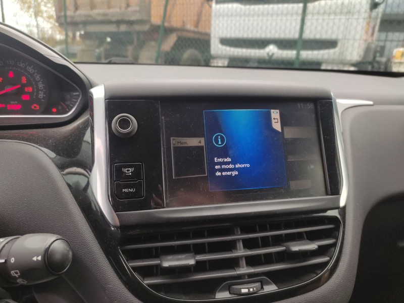peugeot 208 i (ca_, cc_) del año 2012