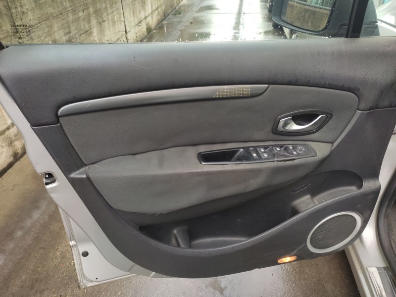 renault grand scénic iii (jz0/1_) del año 2009