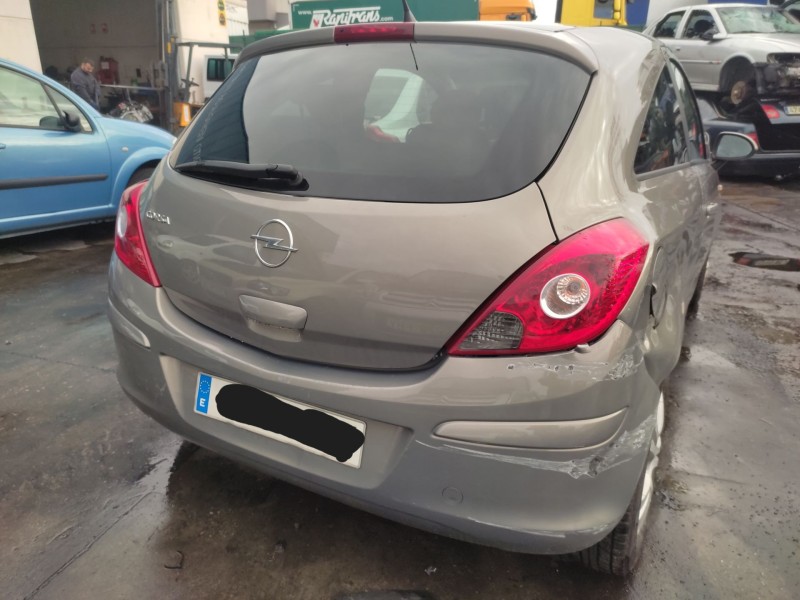 opel corsa d (s07) del año 2010