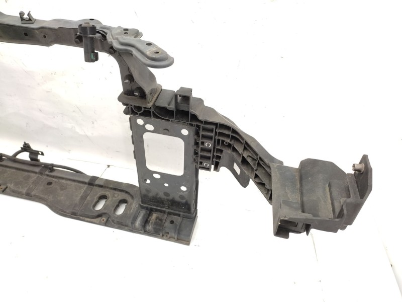 Recambio de panel frontal para hyundai i30 (gd) 1.4 referencia OEM IAM   