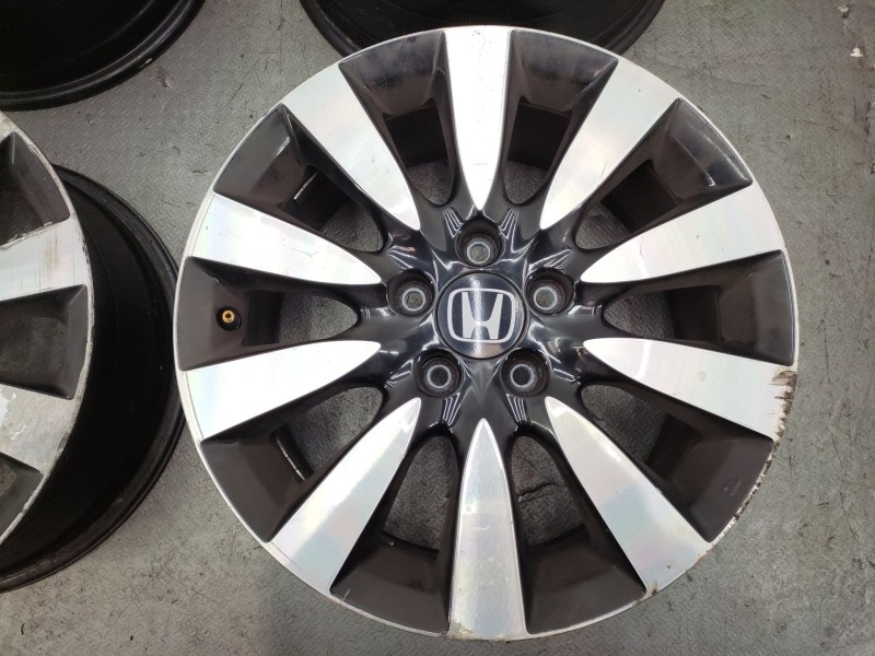 Recambio de juego llantas para honda civic ix (fk) 1.6 i-dtec (fk3) referencia OEM IAM   