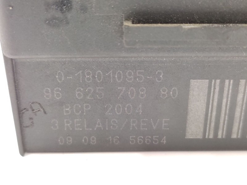 Caja Precalentamiento 9662570880 598140  - Peugeot 308 I (4a_, 4c_) 1.6 Hdi 4