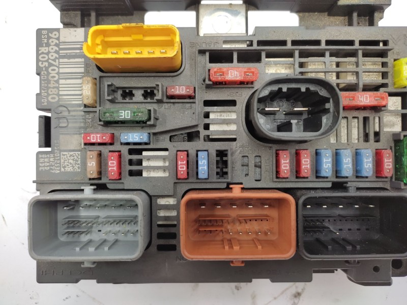 Recambio de caja reles / fusibles para peugeot 308 i (4a_, 4c_) 1.6 hdi referencia OEM IAM   