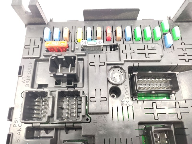 Caja Reles / Fusibles 9664059180  - Peugeot 308 I (4a_, 4c_) 1.6 Hdi 3