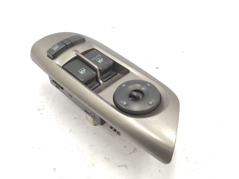 Recambio de mando elevalunas delantero izquierdo para hyundai coupe (gk) 2.0 fx full referencia OEM IAM   