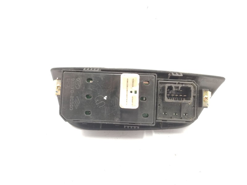 Recambio de mando elevalunas delantero izquierdo para hyundai coupe (gk) 2.0 fx full referencia OEM IAM   