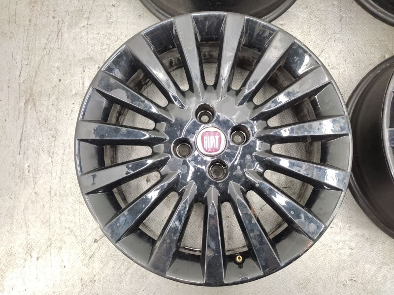 Juego Llantas 71752372  - Fiat Grande Punto (199_) 1.3 D Multijet 2