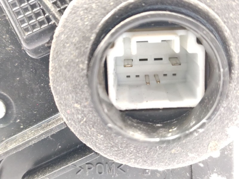 Cerradura Puerta Delantera Derecha 6931102190  - Toyota Auris (_e18_) 1.8 Hybrid (zwe186_) 4