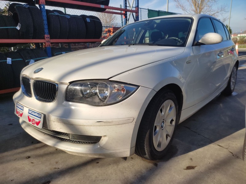bmw 1 (e81) del año 2008