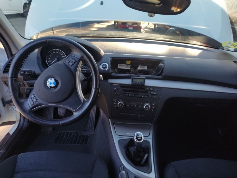bmw 1 (e81) del año 2008