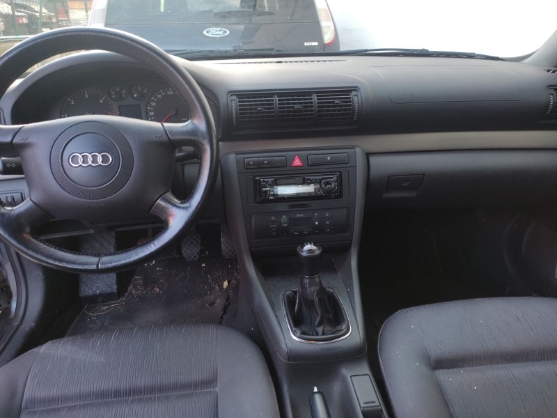 audi a4 b5 (8d2) del año 1999