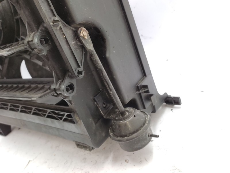 Recambio de electroventilador para bmw 3 (e46) 320 d referencia OEM IAM  17117801423 