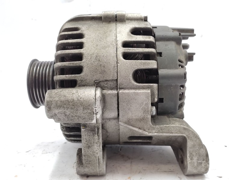 Recambio de alternador para bmw 3 (e46) 320 d referencia OEM IAM  12317797661 