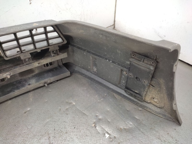 Recambio de paragolpes delantero para volvo serie 440 básico referencia OEM IAM   