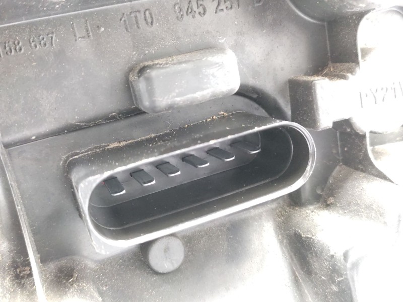Recambio de piloto trasero izquierdo para volkswagen touran (1t1, 1t2) 1.9 tdi referencia OEM IAM   