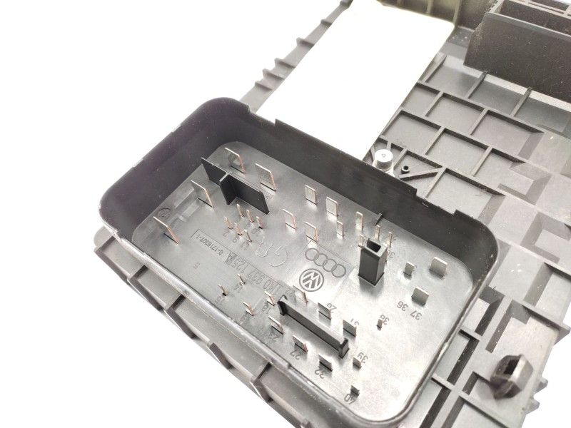 Recambio de caja reles / fusibles para volkswagen touran (1t1, 1t2) 1.9 tdi referencia OEM IAM   