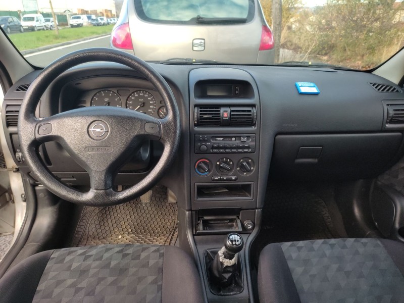 opel astra g hatchback (t98) del año 1999