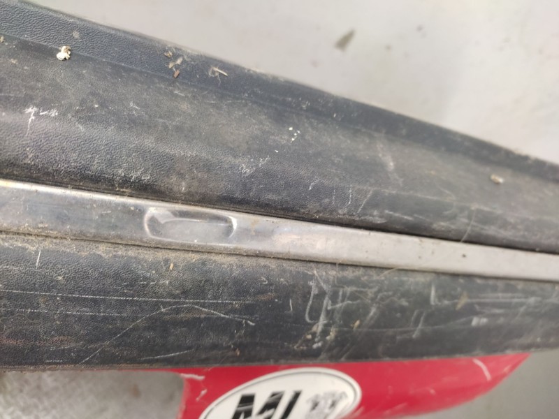 Recambio de paragolpes trasero para peugeot 205 berlina 1.8 diesel cat referencia OEM IAM   