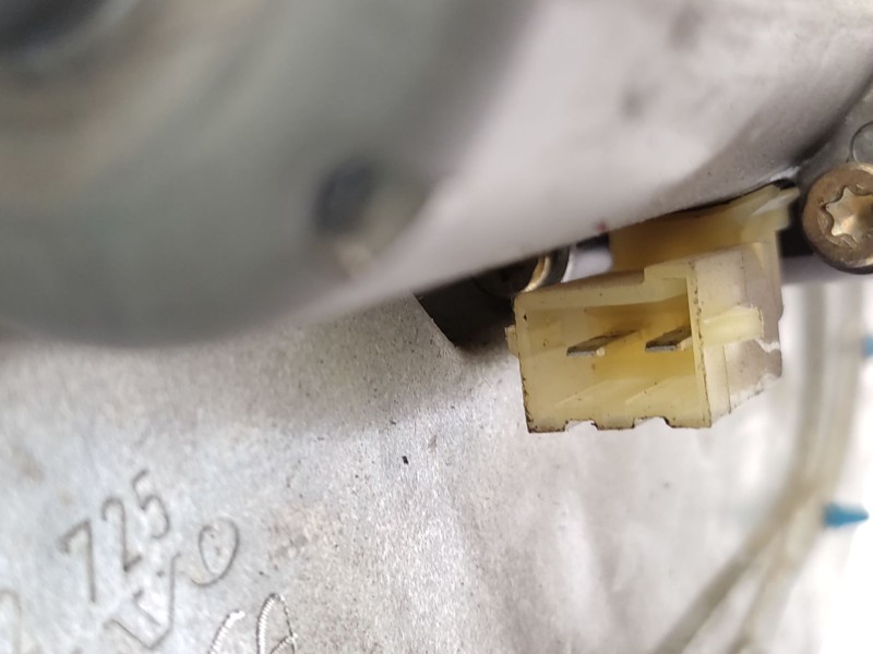 Elevalunas Trasero Izquierdo 9152725  - Volvo S70 (874) 2.4 3
