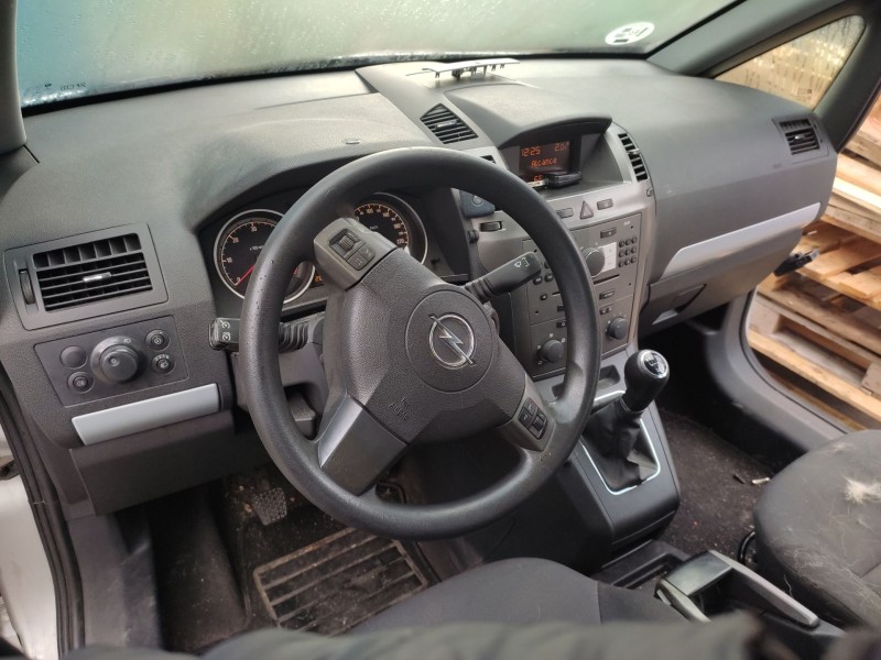 opel zafira / zafira family b (a05) del año 2008