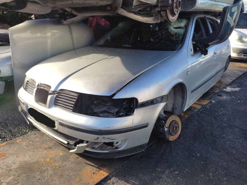 SEAT LEON (1M1)